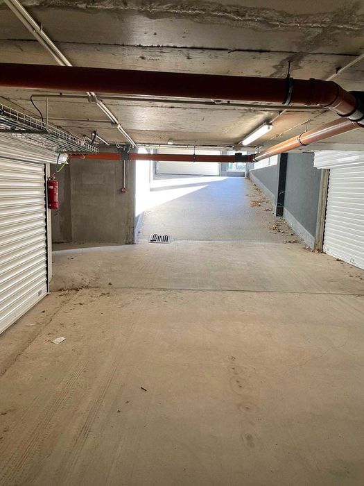 Дава се под наем Гараж / Паркомясто в Пловдив, Кючук Париж - 37 кв.м за 168.3 € - Снимка #3