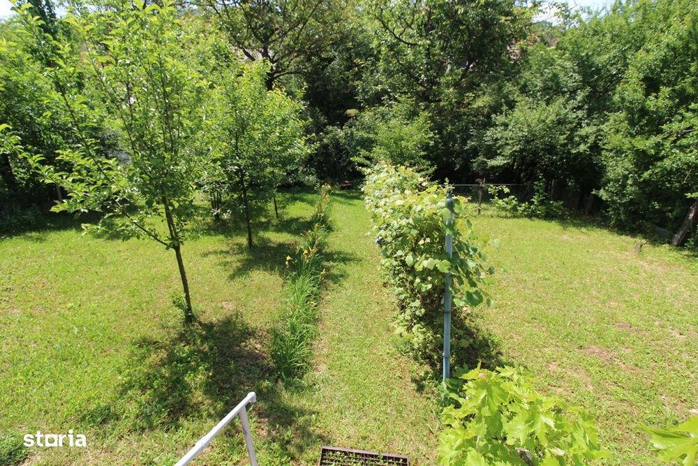 Vând casă P+E în Hunedoara, zona Chizid, teren 713mp, f.s. 17m