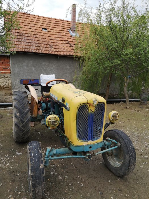 Tractor Fiat 411 40cp, 4 pistoane