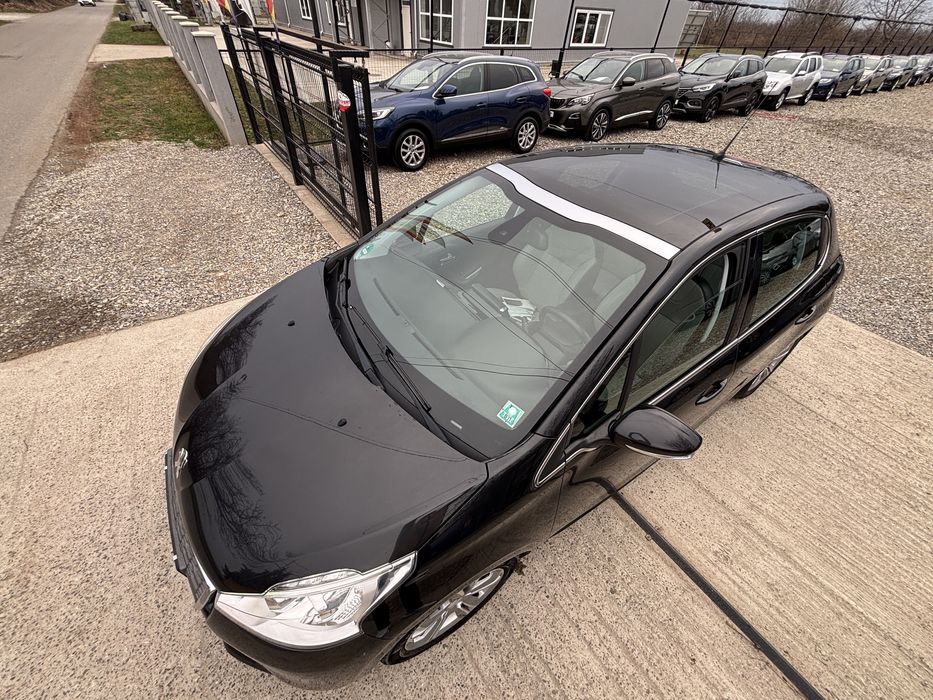 Peugeot 208 euro5 1.6ehdi 90cp panoramic piele navigatie RATE FIXE