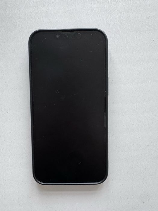 Продам Айфон 13/128