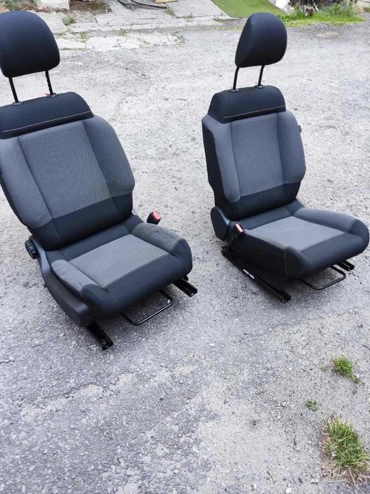 Предни седалки за CITROEN C3