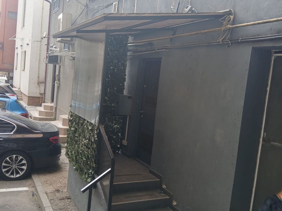 Inchiriere spatiu comercial 110mp