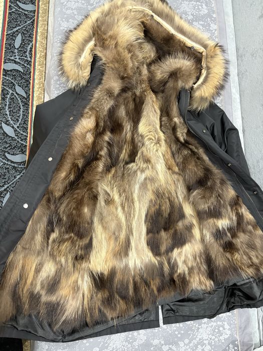 Продаётся зимняя верхняя одежда