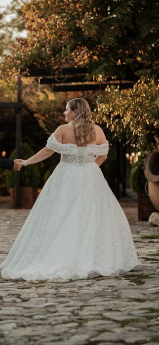 Булчинска  рокля