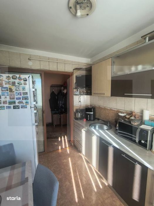 Apartament 3 camere de vanzare – Strada Pacii