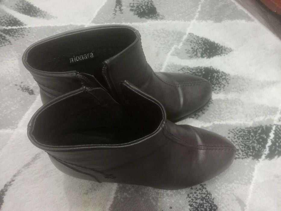 Modniy Ayolla UN etik