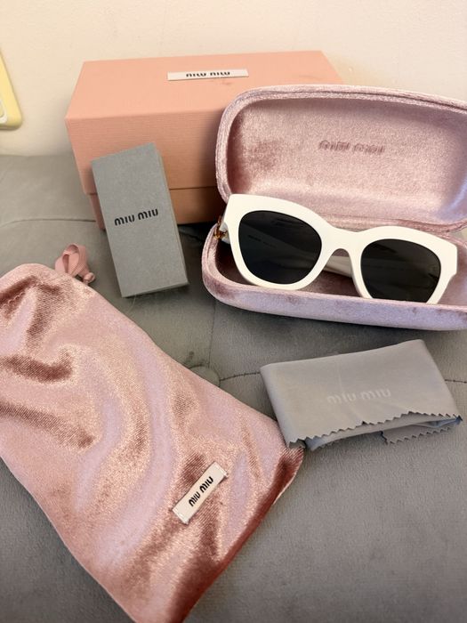 Оригинални слънчеви очила Miu miu