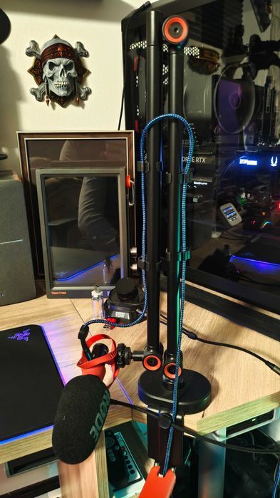 RODE VIDEOMIC GO II и стойка за микрофон Genesis Thulium 500