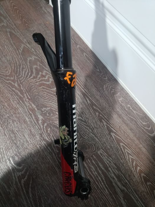 Вилка Manitou Circus Expert 100mm