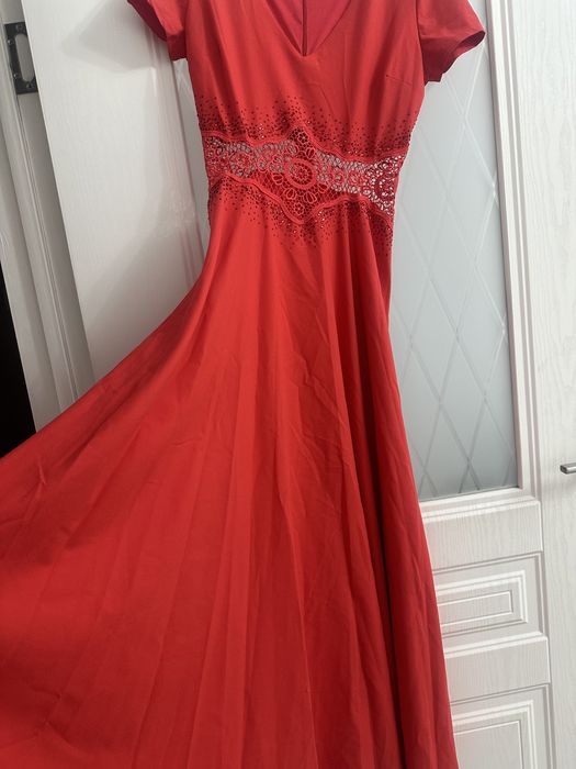 Вечернее платье