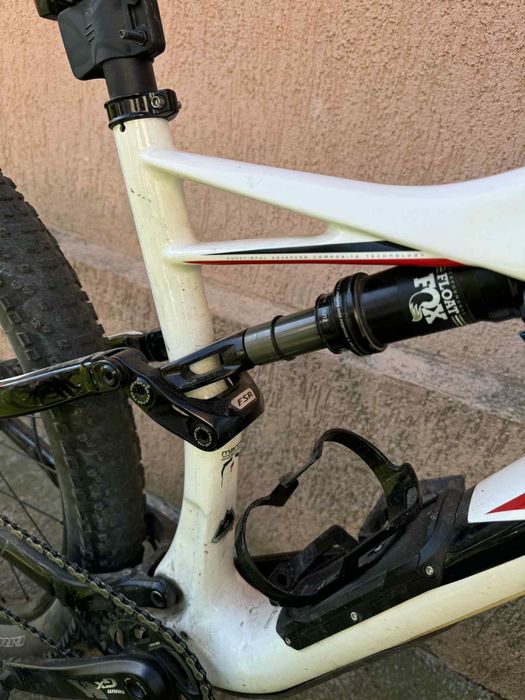 Specialized fsr Carbon schimb cu iphone 16 pro max