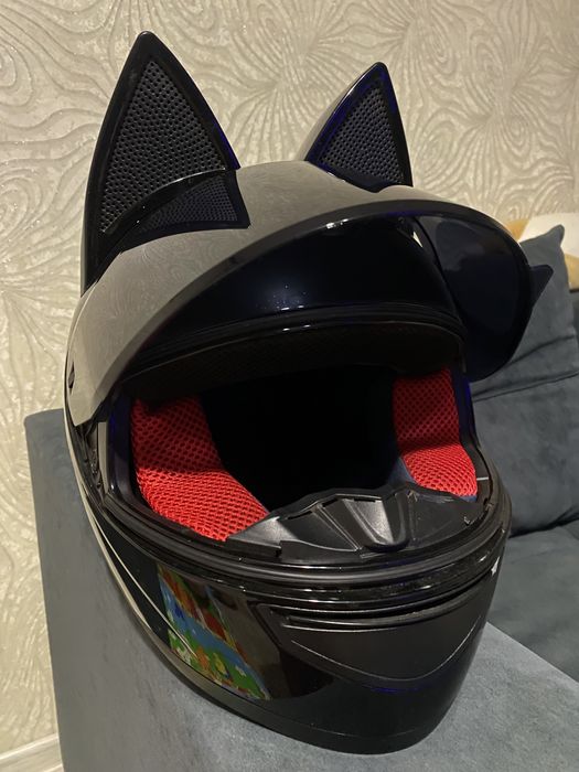 Продам мотошлем со съемными ушками размер S