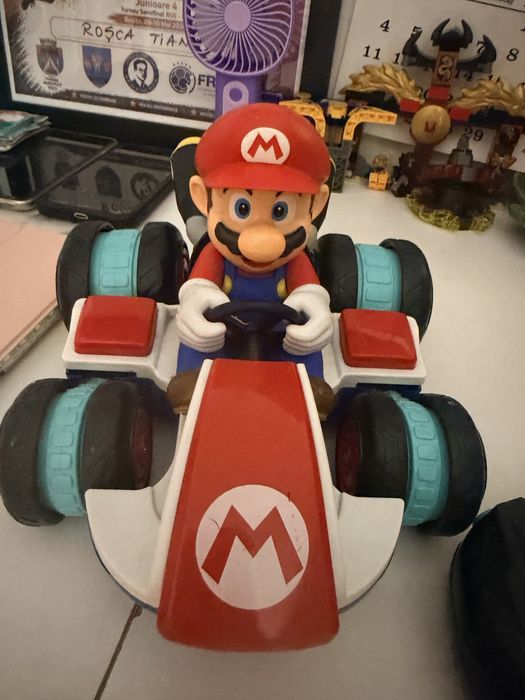 Masina de curse Mario