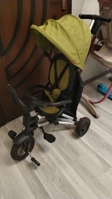 Продам велоколяску складная Q play