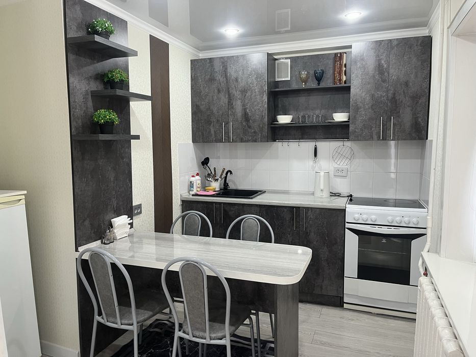 2 ком. Часы, сутки