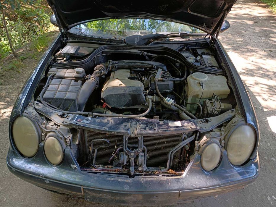 На части: MERCEDES CLK 2.0 136кс. W208