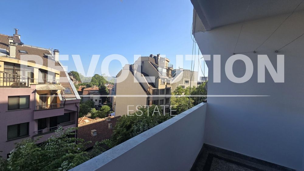 Дава се под наем Тристаен апартамент в Варна, ВИНС - 60 кв.м за 560 € - Снимка #9