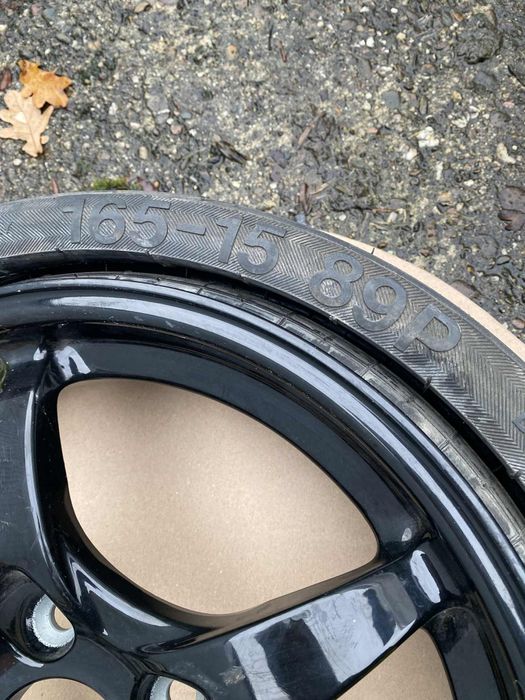 Резервна гума Ауди 15