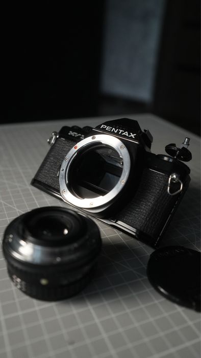 Пленочная камера Pentax MV1