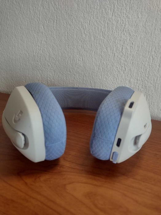 Logitech G435 bluetooth слушалки