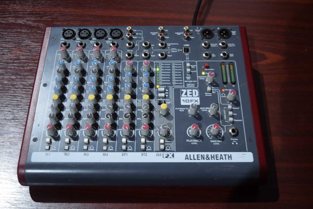 Mixer audio Allen & Heath Zed 10 FX - defect