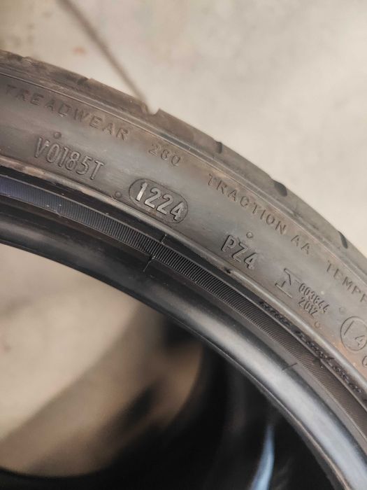 2бр.летни гуми 235/35/19 Pirelli
