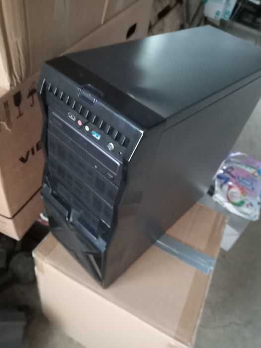 Vand schimb unitati pc desktop 4 gb 8gb  ram dual 2.1 ghz 3.1 ghz wdb