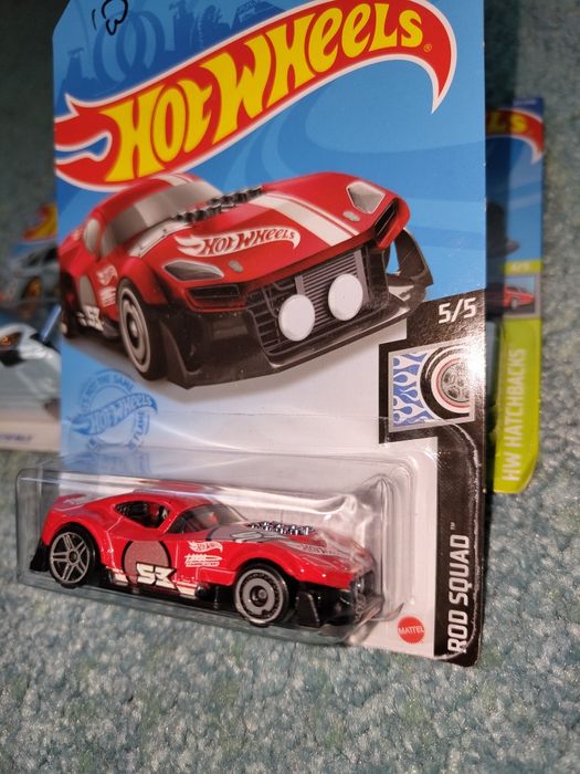 Hot wheels машинки