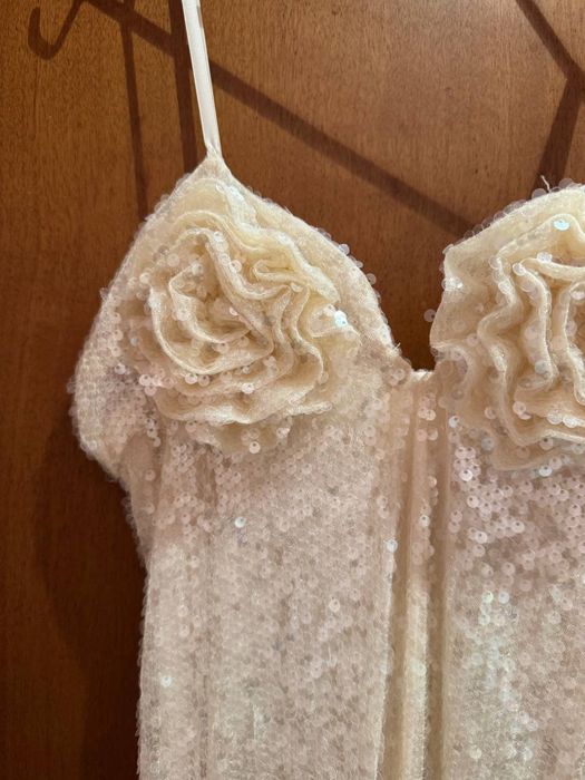 Официална рокля с пайети