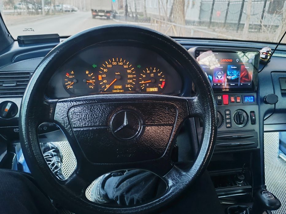Mercedes-Benz C180 W202