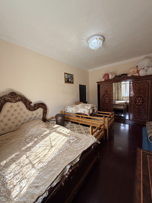 Катедж сотилади кридитлари туланган газ свет сув бор