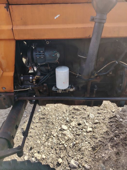 Vând tractor Fiat 670