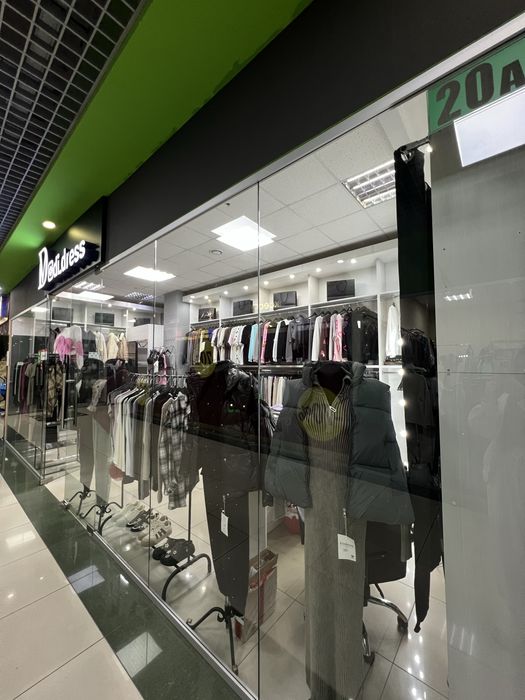 Продаётся бутик в центре города !