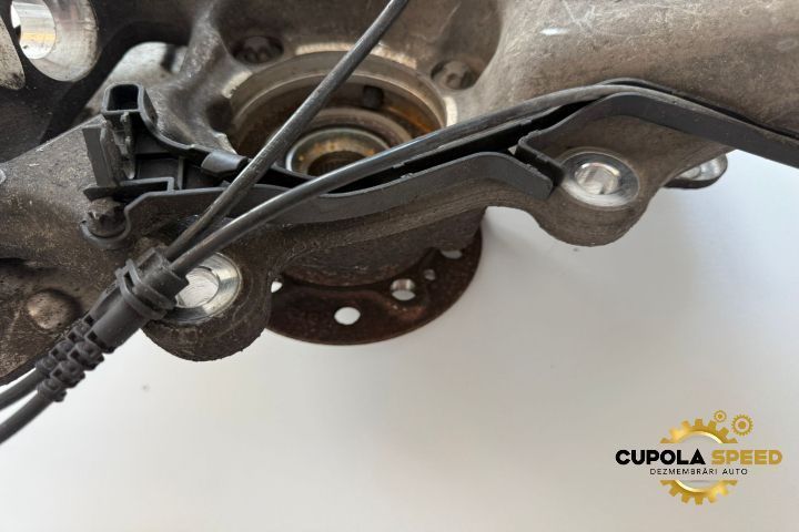 Fuzeta fata dreapta 2.0CDI 4Matic A2133325200 Mercedes-Benz E-Class W