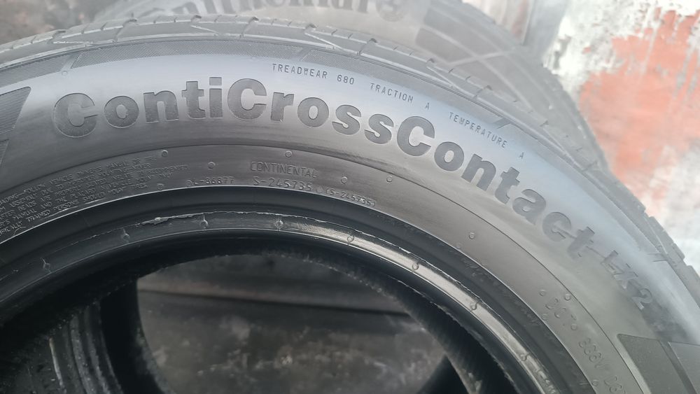 215/65/16 Continental