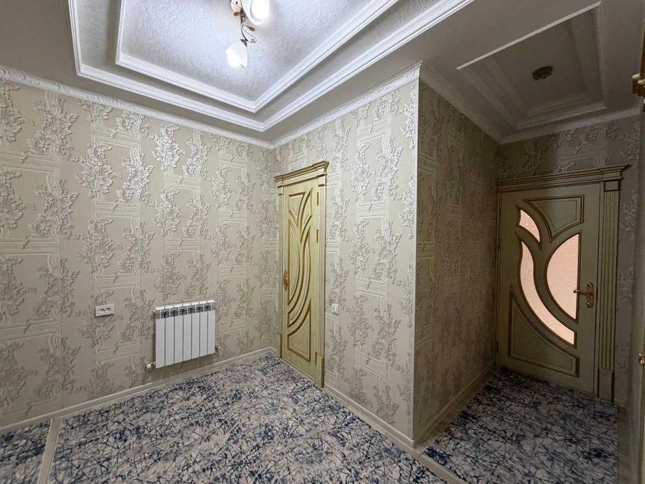 2х комнатная квартира на 3 этаже 65кв/м, в Самарканде