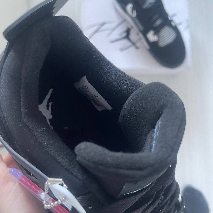 Jordan 4 White Thunder Mărimea 43