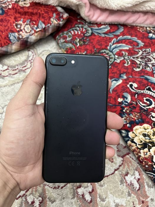 Айфон 7+ қара тусті