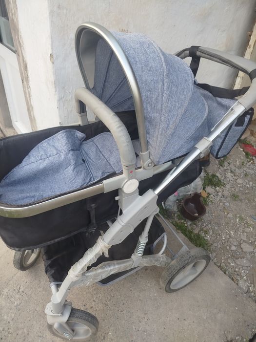 Продается детская коляска новая