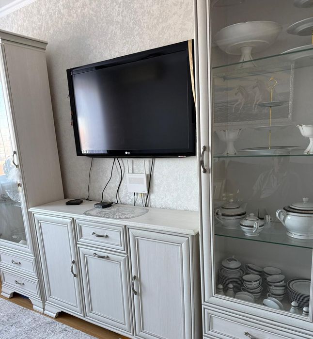 Продам  прекрасную стенку