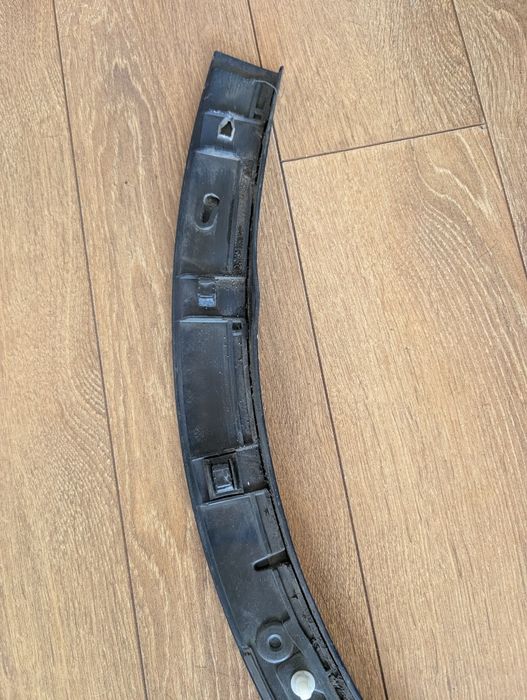 Вежда предна лява Ауди Q7