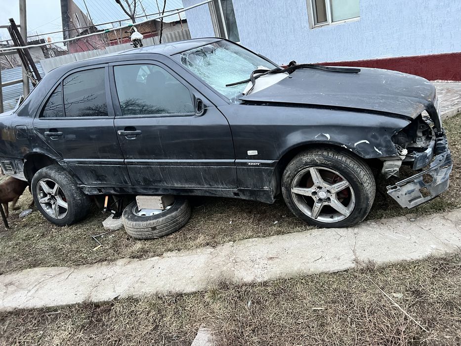 Разбор мерседес w202