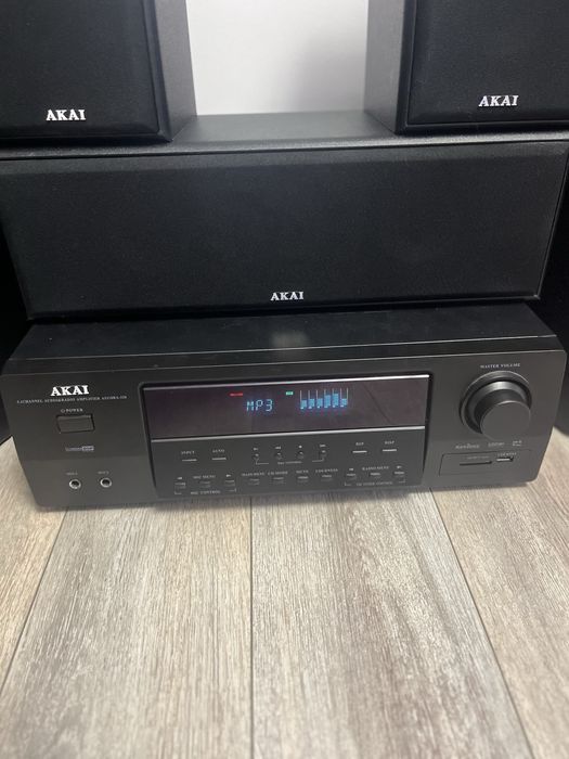 Boxe akai sistem 5.1