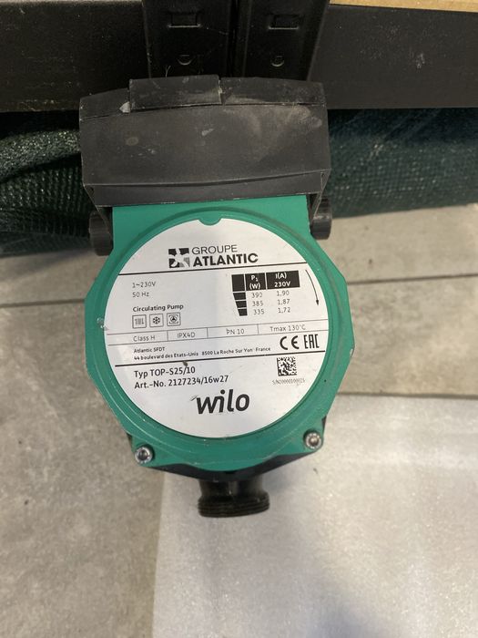 3 pompe de recirculare  Wilo S25/10