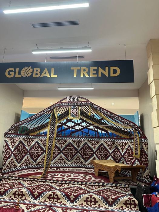 Қазақ үй. Полу юрта.