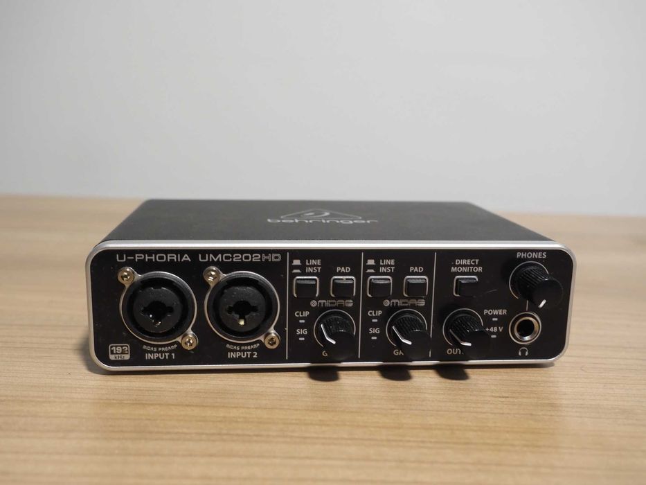 Vand interfata audio Behringer UMC202
