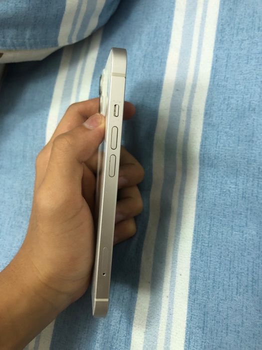 iPhone 13 в идеальном состоянии