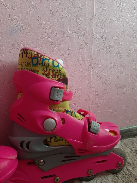 Роликовые  коньки для девочки!