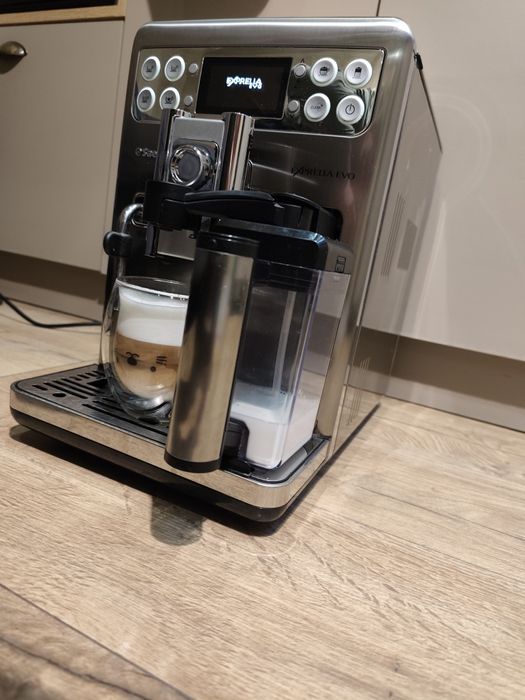 Кафемашина, кафе автомат Saeco Exprelia EVO